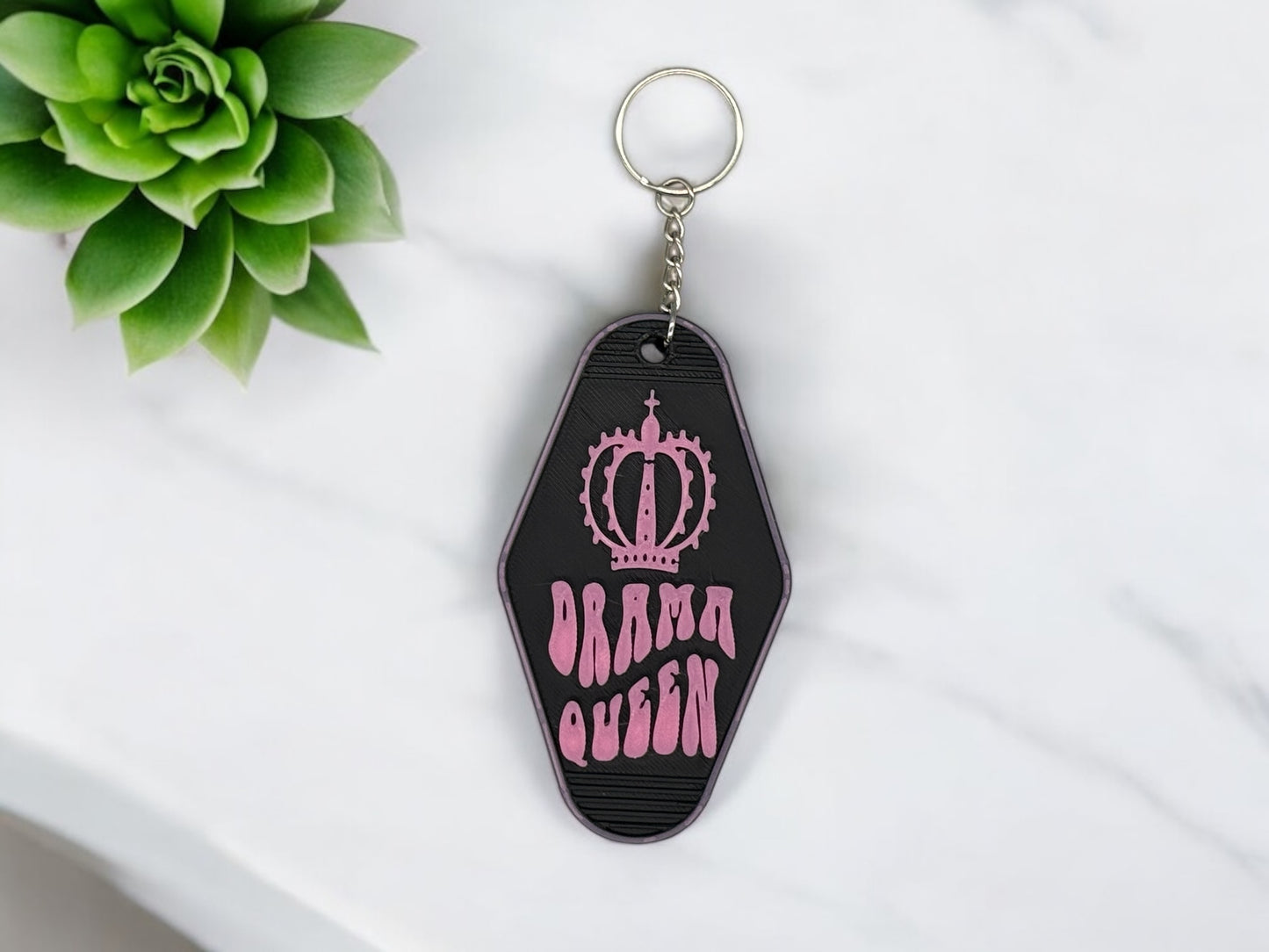 Schlüsselanhänger Drama Queen 3D Druck PLA Schriftzug witzig von fks-design