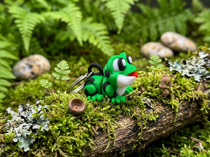 Flexi Frosch Schlüsselanhänger 3D Druck - Seitenansicht mit Kette - fks-design


