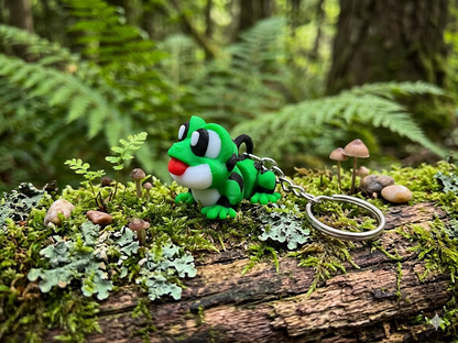 3D Druck Flexi Frosch Schlüsselanhänger - Vorderansicht beweglich grün - fks-design
