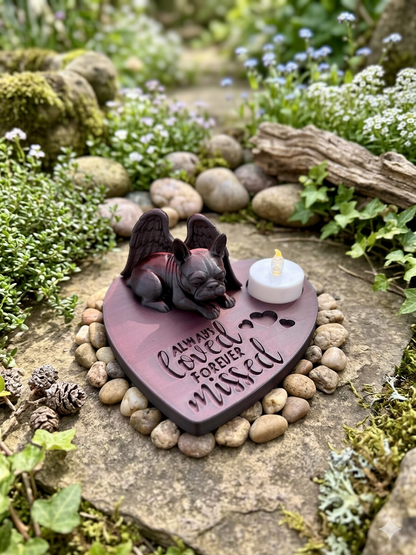 Gedenkstätte Französische Bulldogge in Herzform mit LED Teelichthalterung aus 3D-Druck in Rot-Schwarz

