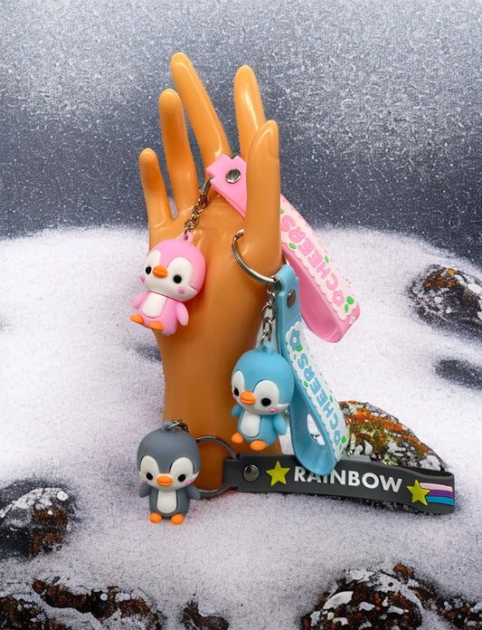 Schlüsselanhänger Pinguin Weichgummi alle Farben Rosa Blau Grau von fks-design
