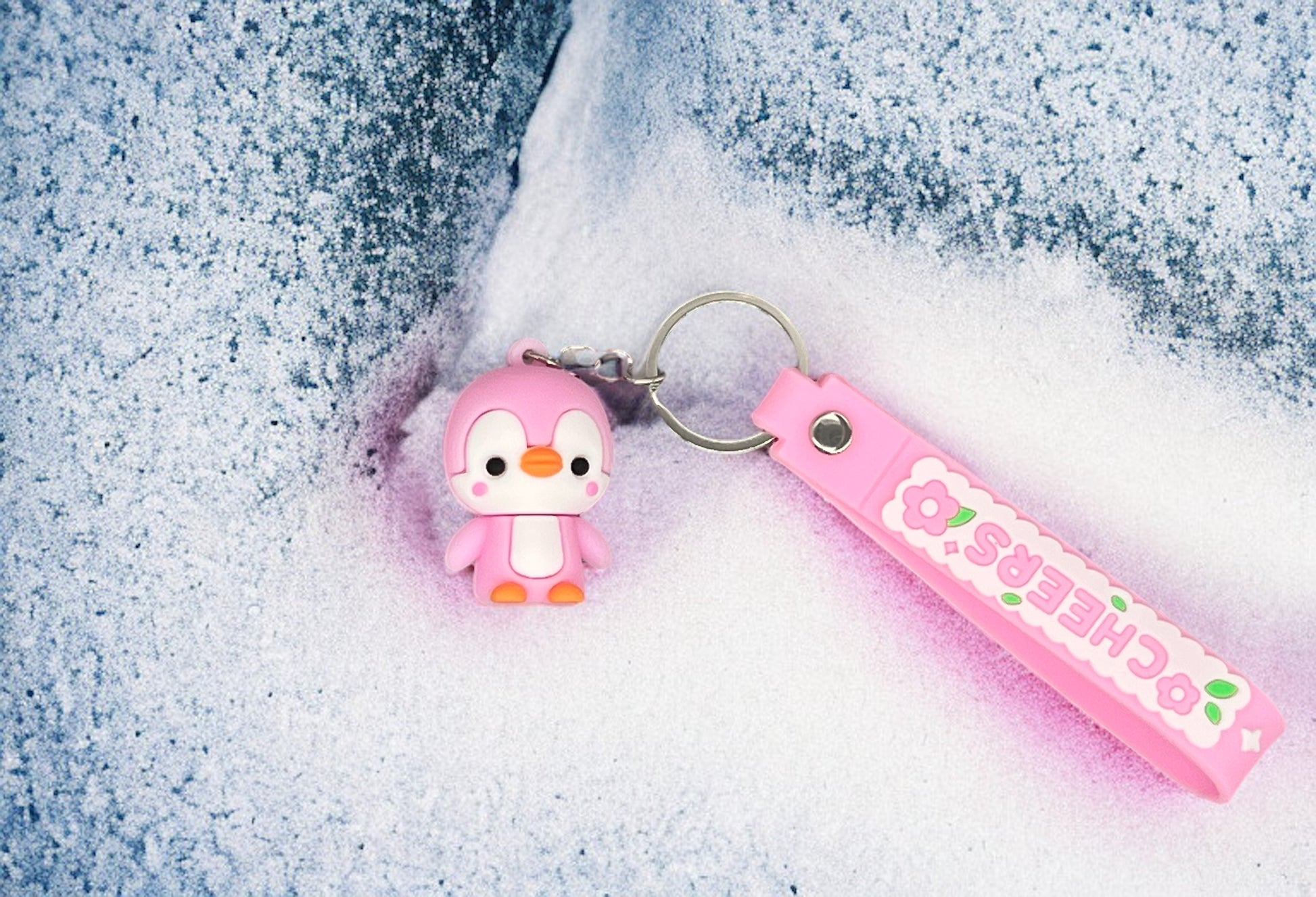 Schlüsselanhänger Pinguin Weichgummi Rosa mit Schlüsselring von fks-design

