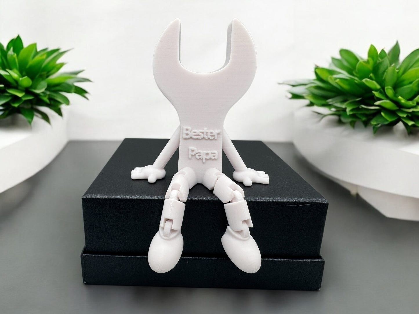 3D-Druck Schraubenschlüssel Bester Papa von fks-design - lustige Deko mit beweglichen Beinen
