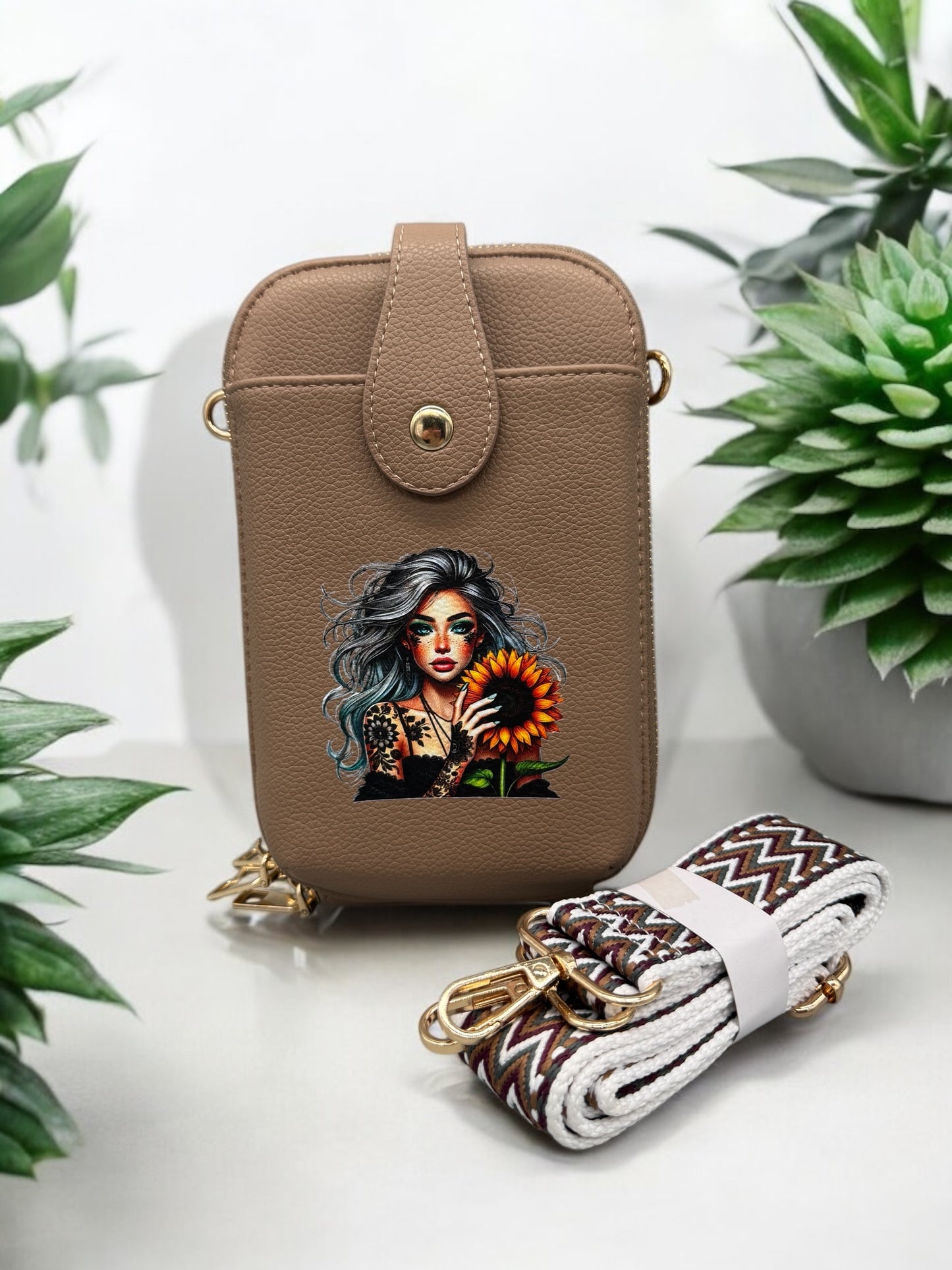 LIKEBAG Handy - Tasche " Tattoo Girl Emma "!
