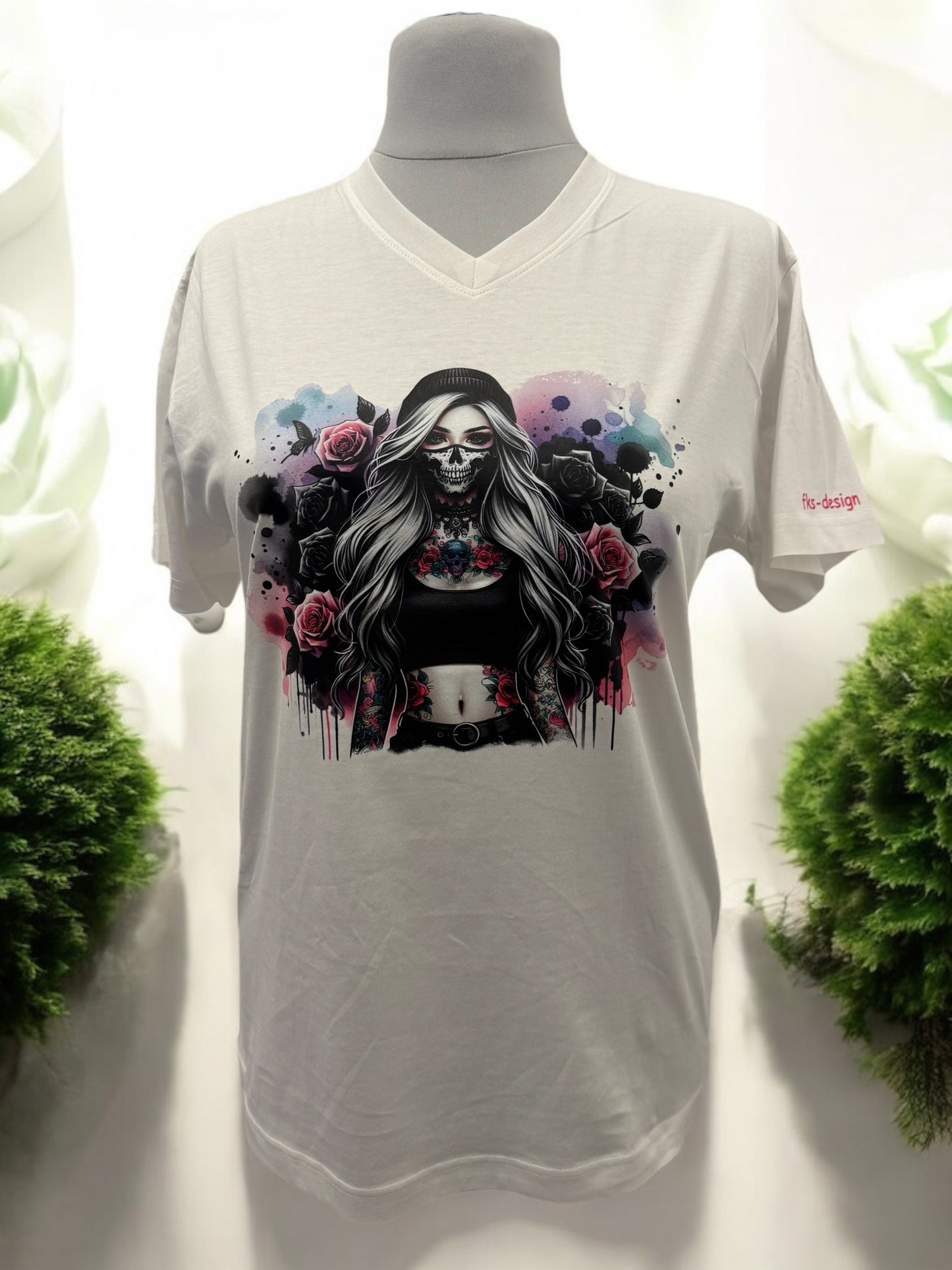 Unisex T-Shirt Tattoo Girl mit Maske cooles Gothic Motiv-Shirt Vorderseite von fks-design
