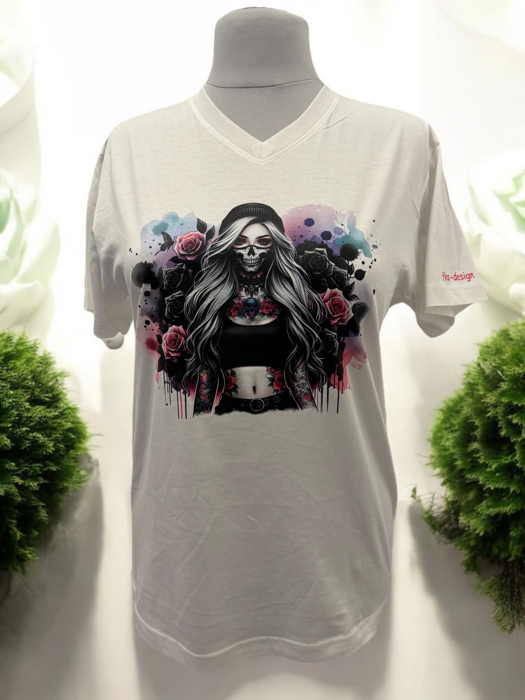 Unisex T-Shirt Tattoo Girl mit Maske cooles Gothic Motiv-Shirt Vorderseite von fks-design
