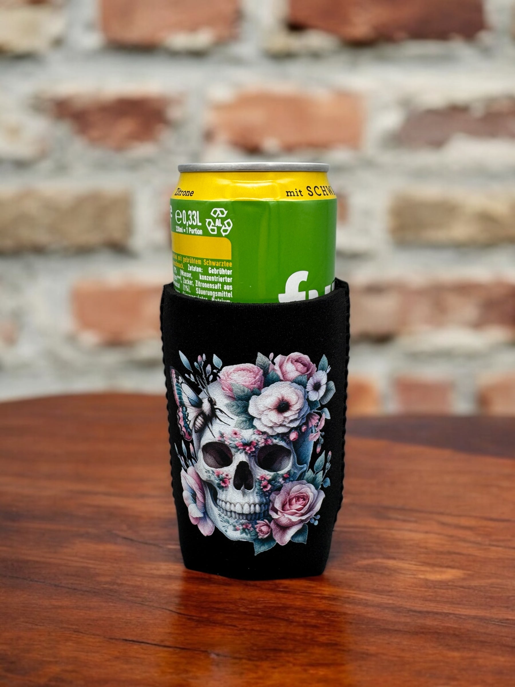 Dosenmanschette Flower Skull - Neopren Dosenkühler Gothic DTF-Druck - fks-design
