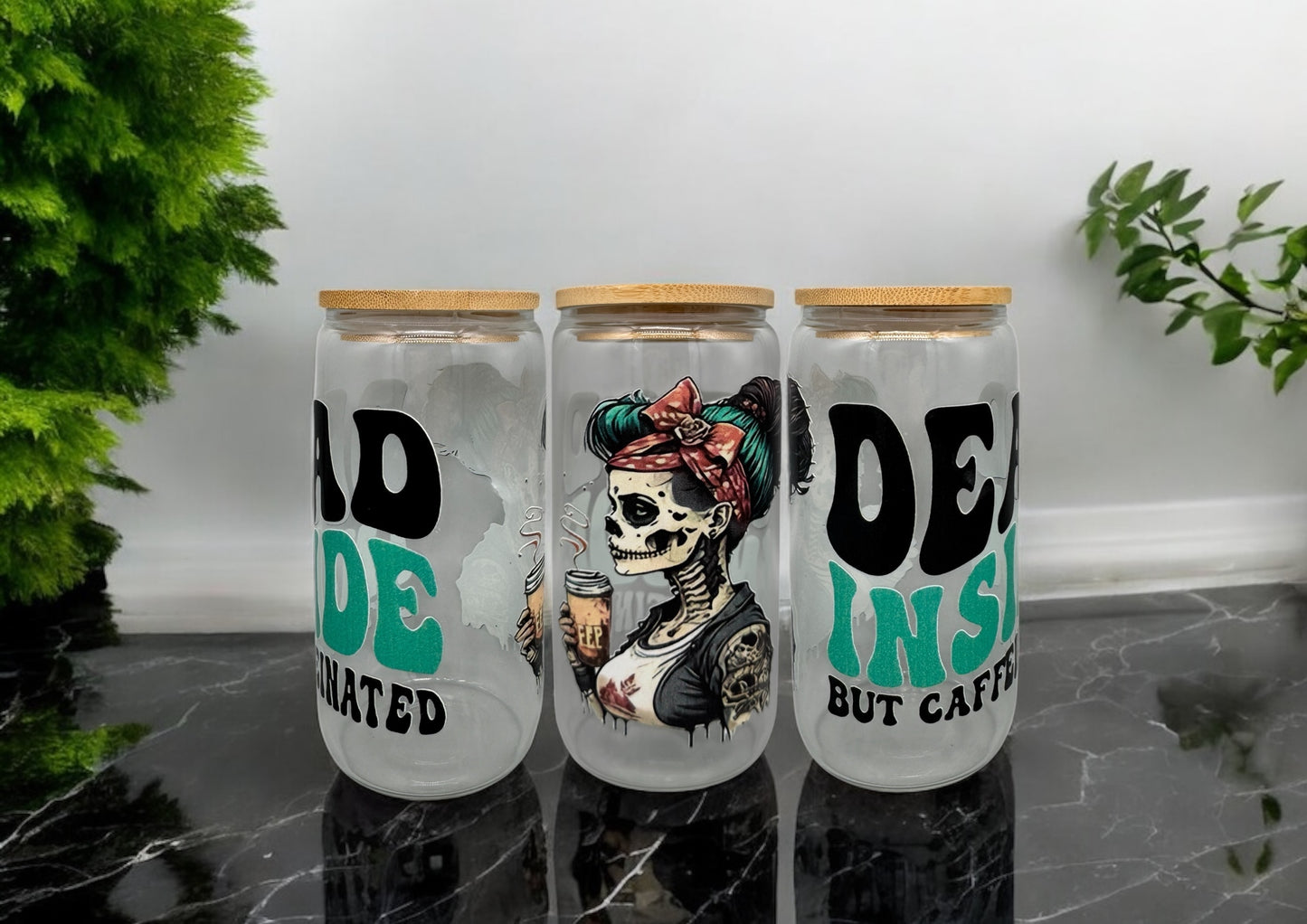 Trinkglas Coffee Skull 550ml mit Bambusdeckel und Trinkhalm UV-DTF Motiv von fks-design
