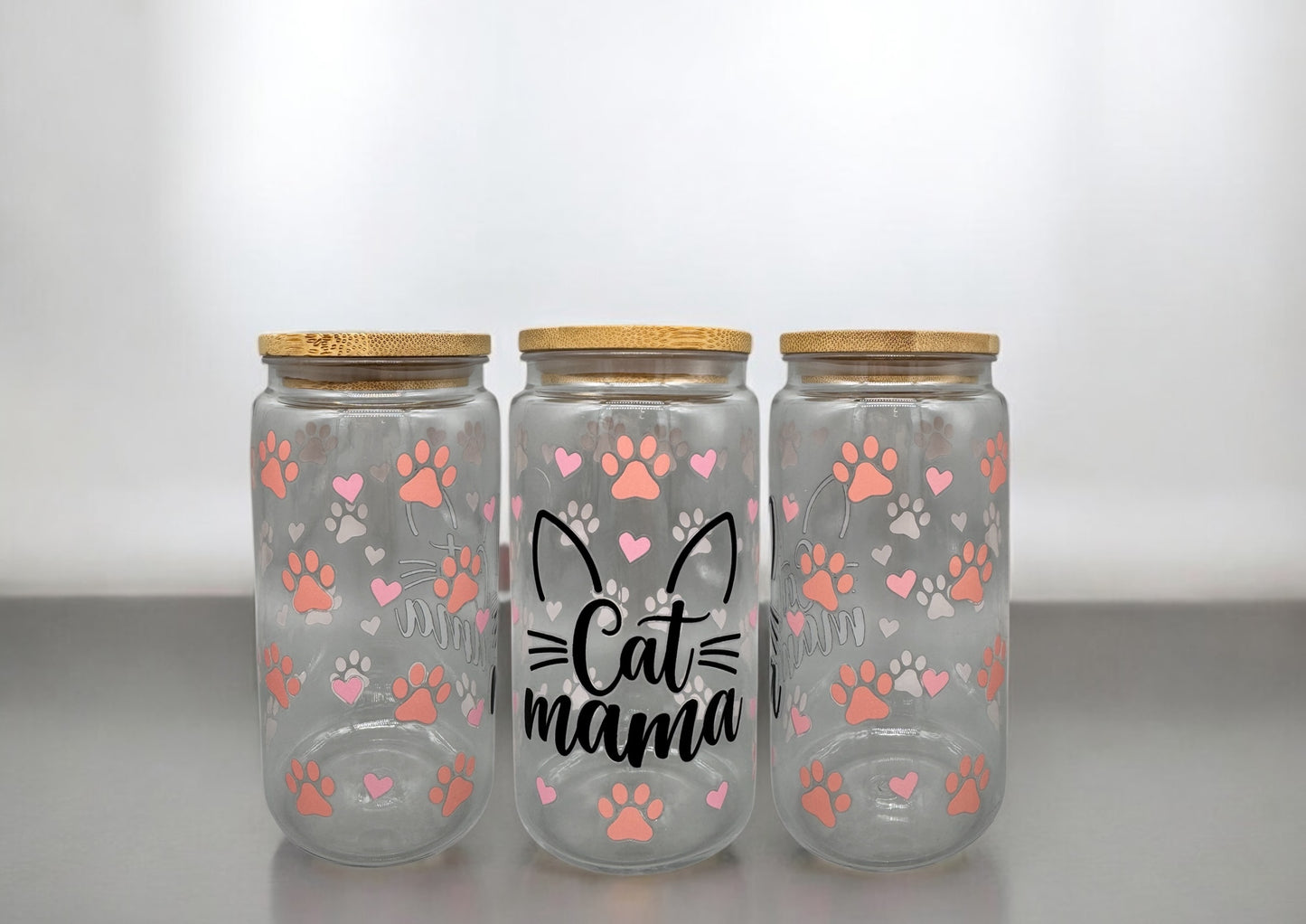 Trinkbecher Cat Mama mit Bambusdeckel und Trinkhalm UV-DTF Motiv 550ml von fks-design
