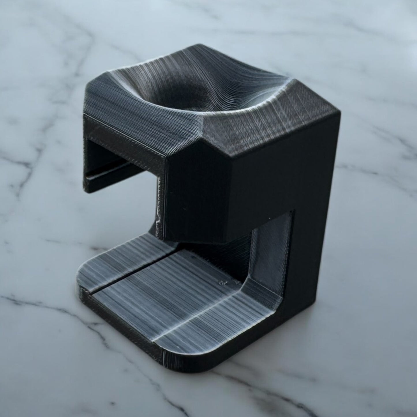 3D Druck Diamond Painting Trichter-Turm – rundes Döschen eingesetzt, 46,5 mm Passform von fks-design

