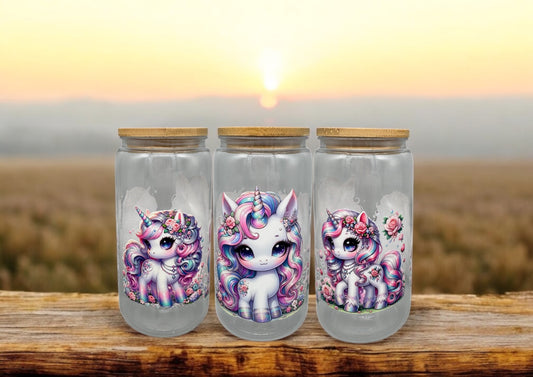 Trinkbecher Weißes Einhorn mit Bambusdeckel und Trinkhalm UV-DTF Motiv 550ml von fks-design
