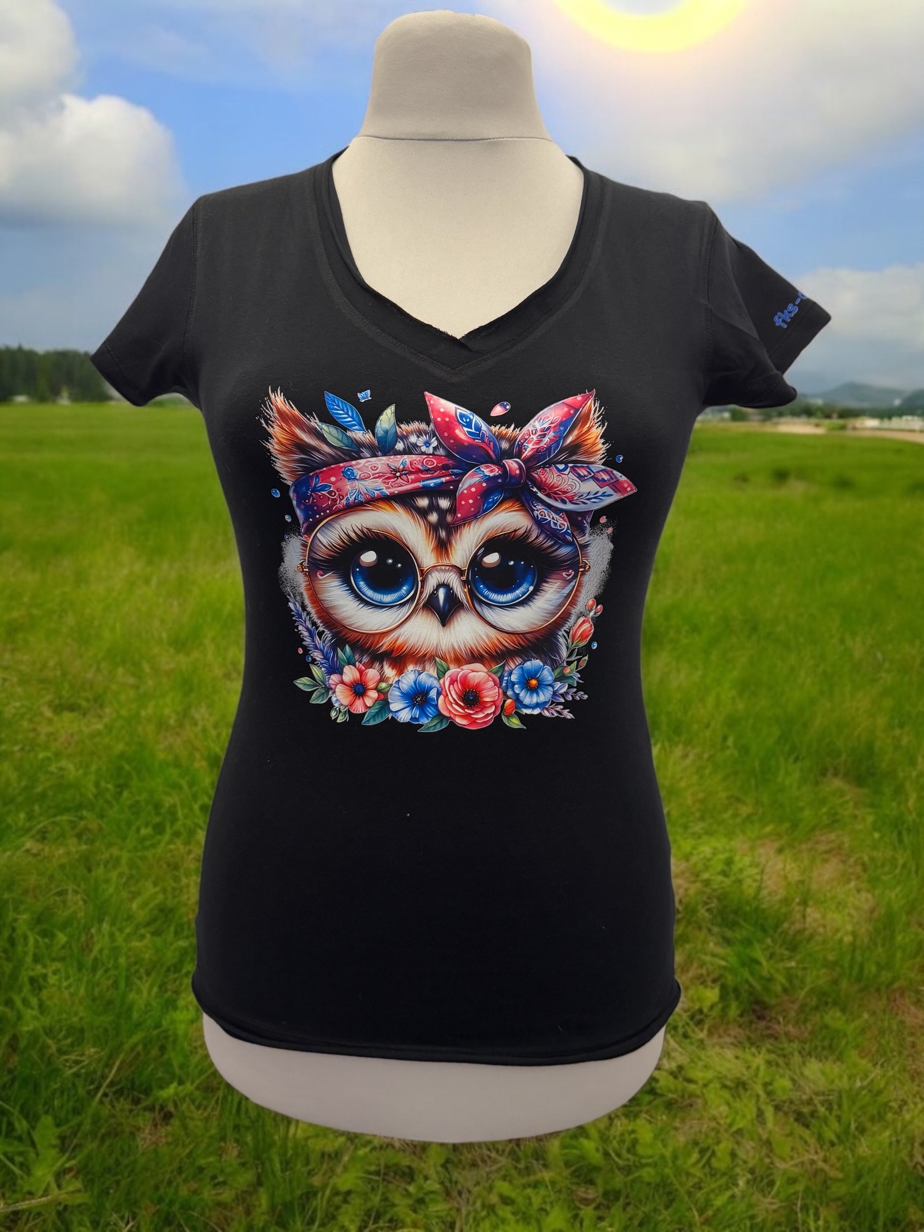 Damen T-Shirt Eule mit Brille süßes Tier Motiv-Shirt Vorderseite von fks-design

