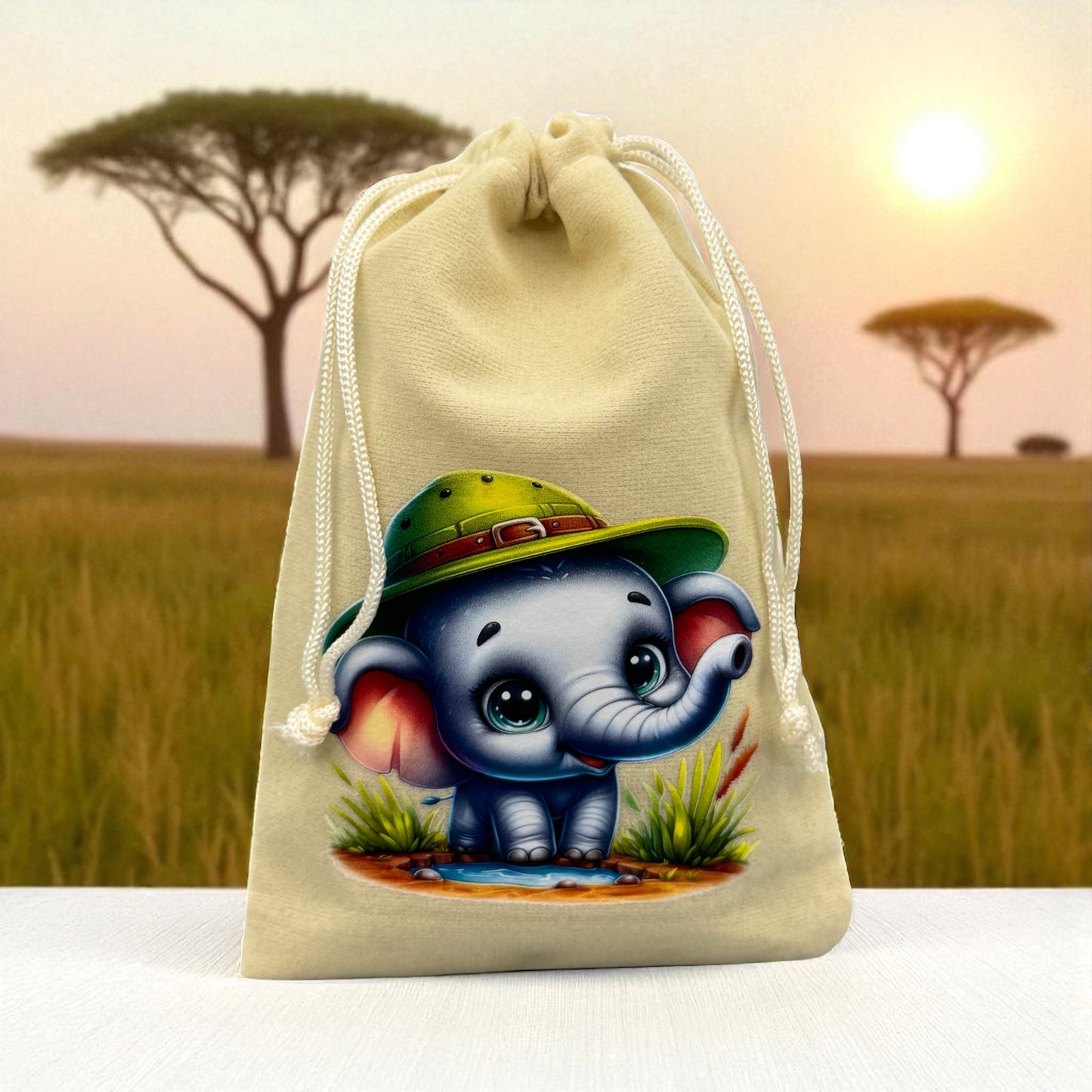 Samtbeutel " Safari Elefant " mit Kordelzug! 10 x 15 cm