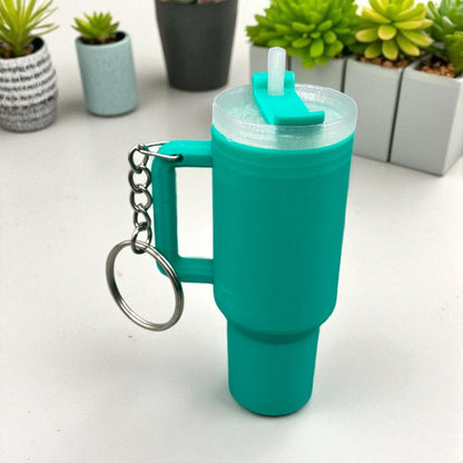 Schlüsselanhänger XL Mini 40 OZ Trinkbecher mit Geheimfach, 3D-Druck in mint, von fks-design
