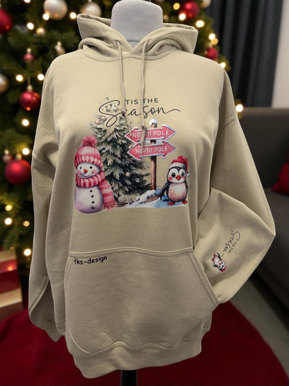 Unisex Hoodie Christmas Time Gr. XL sand mit DTF-Druck Vorderansicht von fks-design
