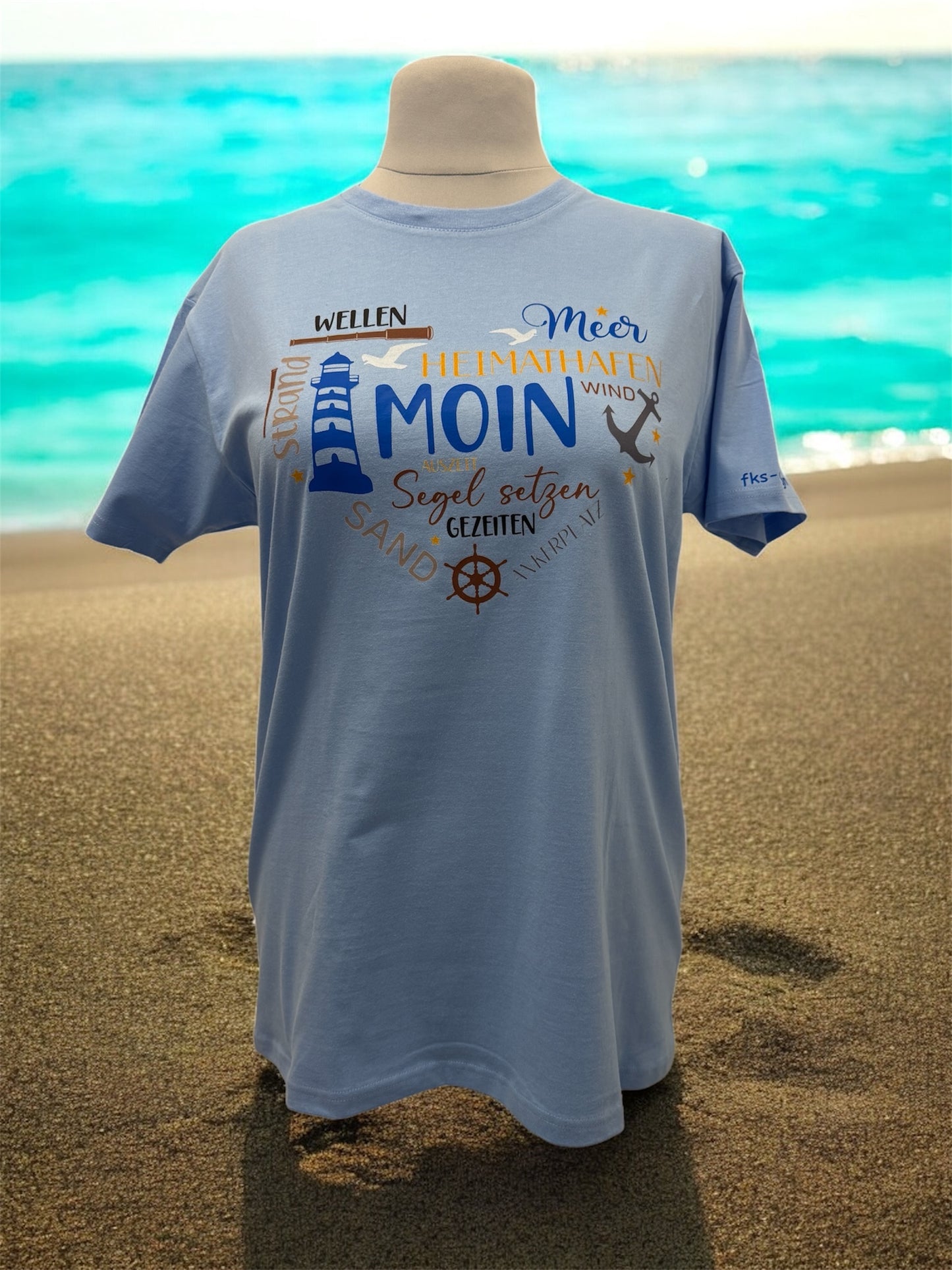 Unisex T-Shirt Herz Moin norddeutsches Spruch-Shirt Vorderseite von fks-design

