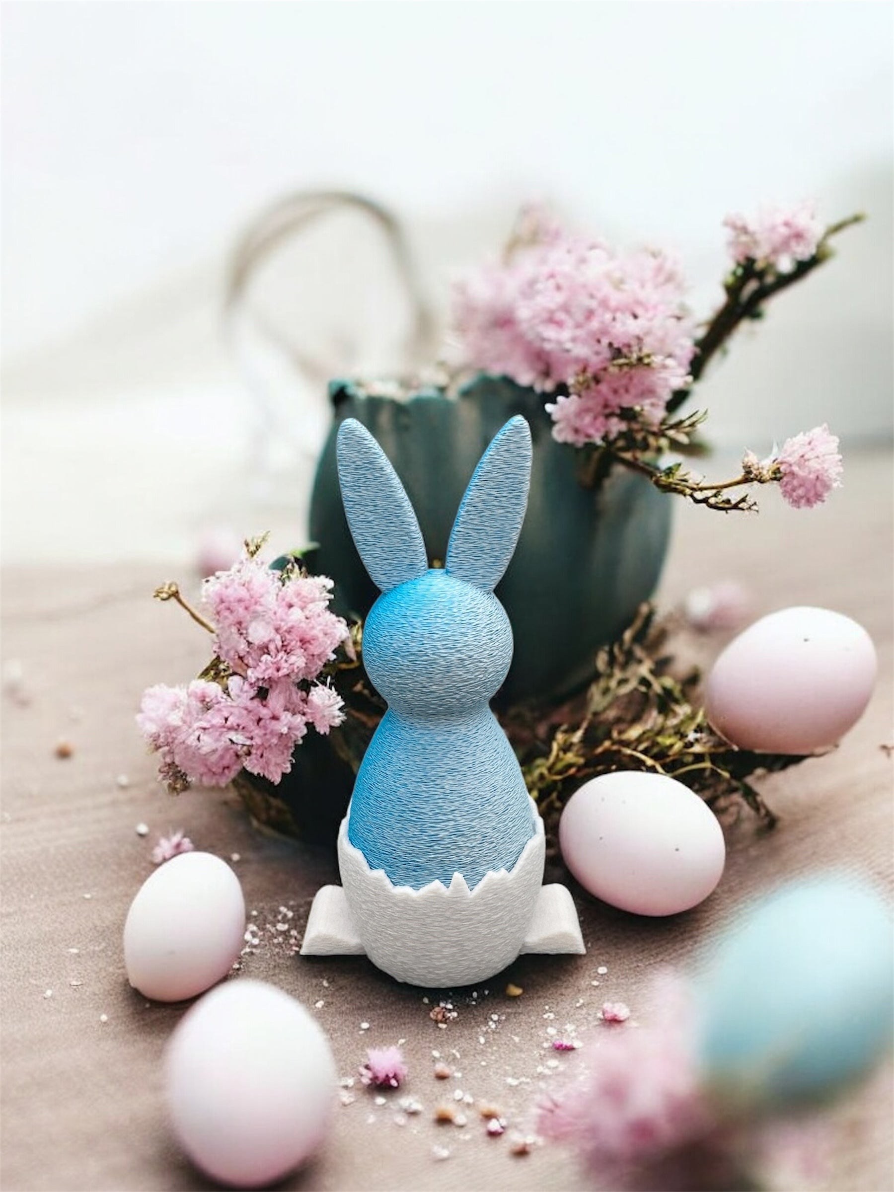 3D Druck Hase in der Eierschale – Detailansicht knickendes Ohr und Herz von fks-design
