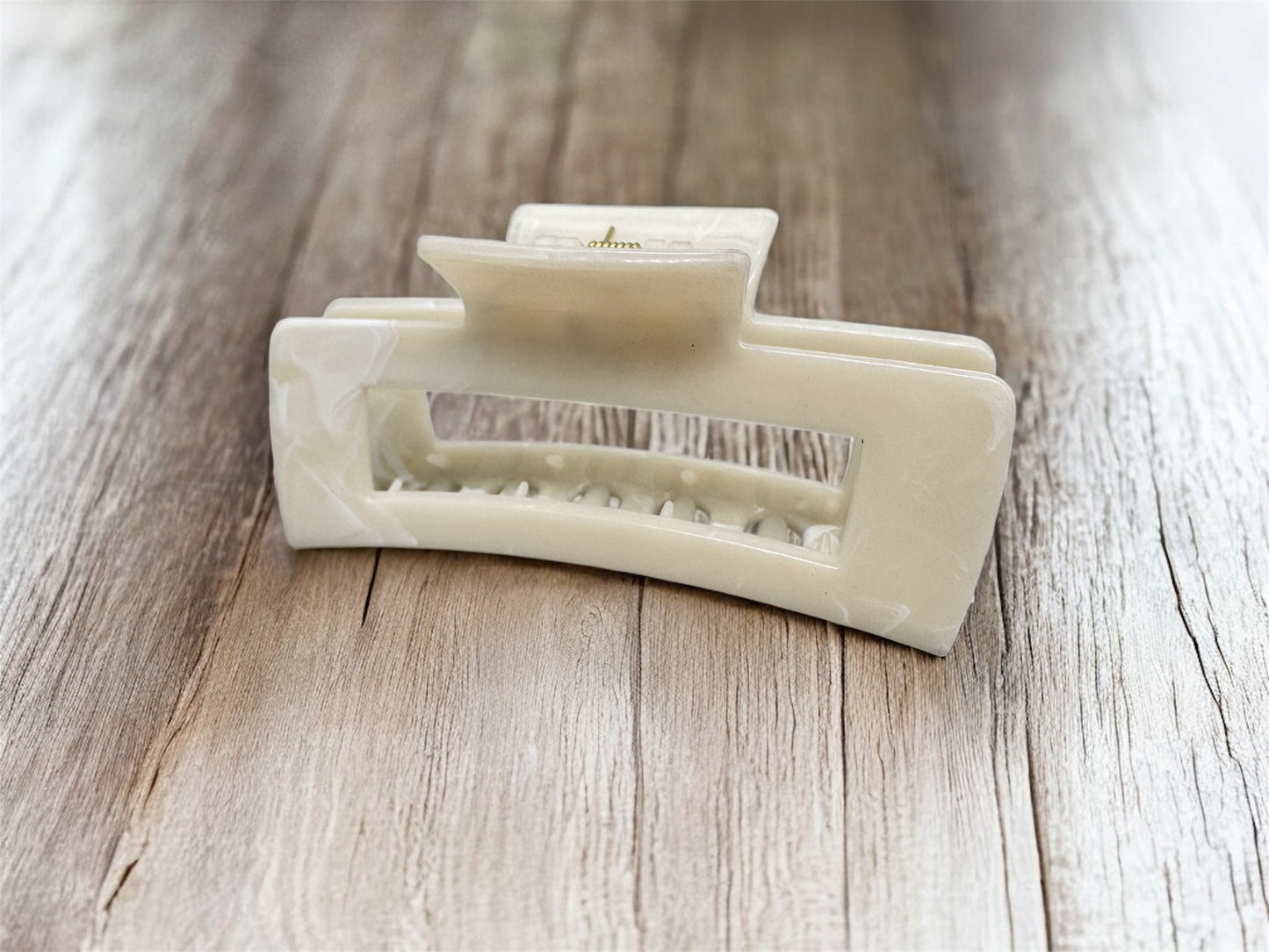 B-Ware Marmorierte Haarklammer Boomer – Farbe Beige von fks-design
