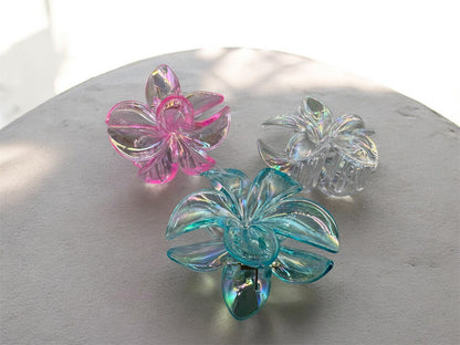 Blüten-Haarklammer Crystal Bloom – florales Design, transparenter Kunststoff von fks-design
