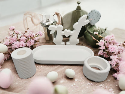 3D Druck Deko-Set Hasenliebe – Detailansicht Hasenpaar mit Herz und gerillter Teelichthalter von fks-design
