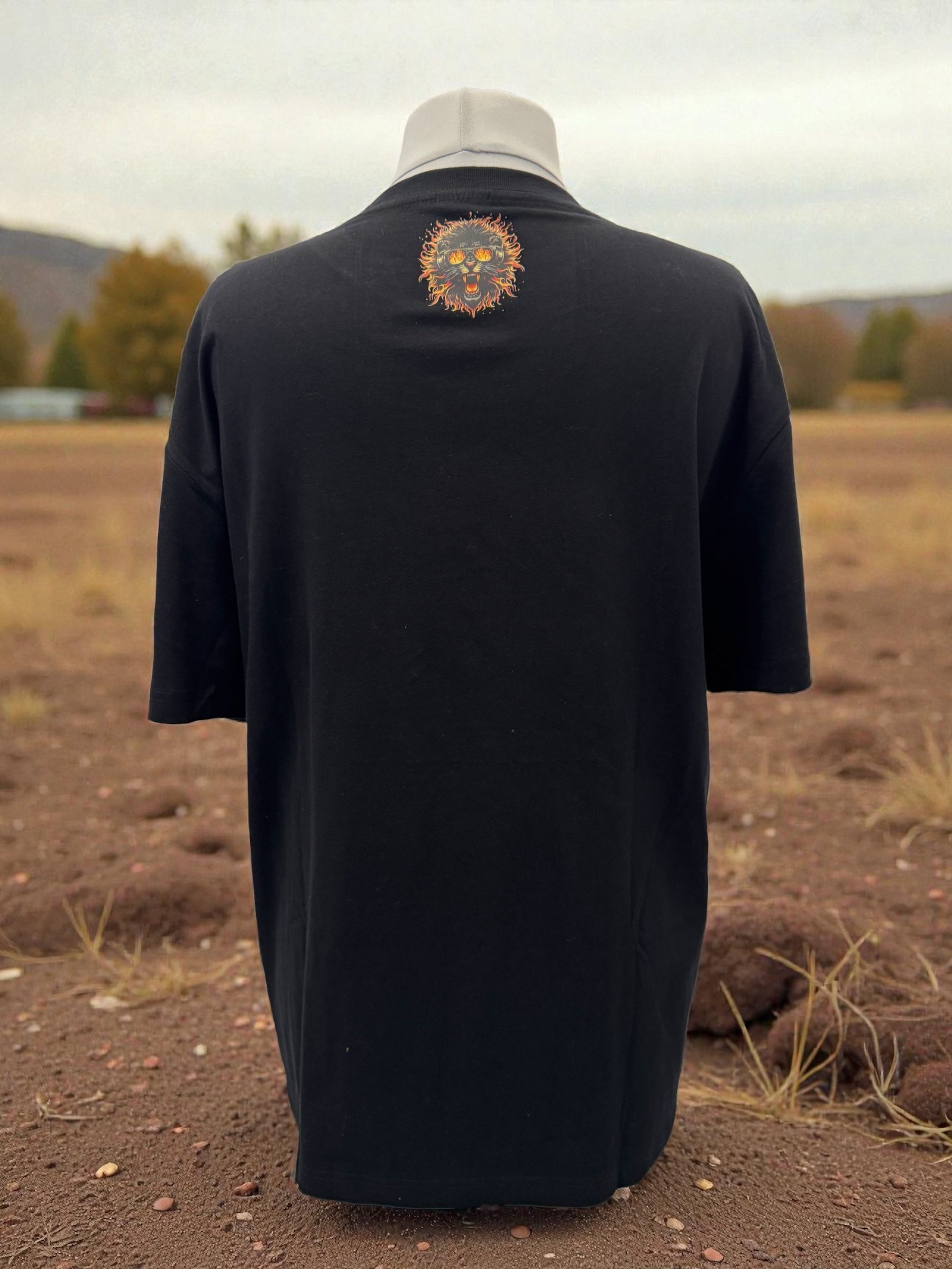 Unisex T-Shirt Fire Lion feuriges Löwen Motiv-Shirt Rückseite von fks-design
