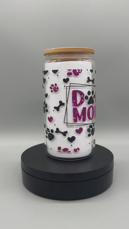 Trinkglas "Dog Mom" – 550ml mit Bambusdeckel & Trinkhalm UV-DTF
