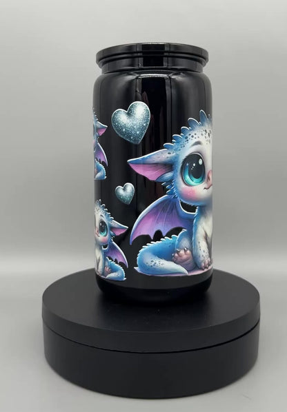Trinkbecher „Drache“ mit Deckel & Trinkhalm – 550 ml, UV-DTF Motiv