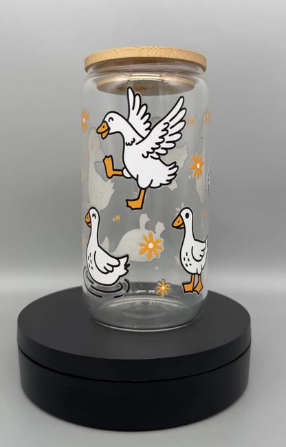 Trinkglas "Süße Gans" – 550ml mit Bambusdeckel & Trinkhalm UV-DTF