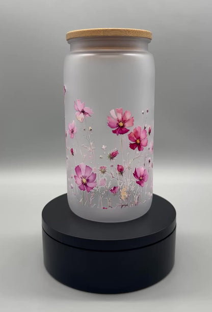 Matter Trinkbecher „Schmetterling Blumen“ mit Bambusdeckel & Trinkhalm – 550 ml, UV-DTF Motiv
