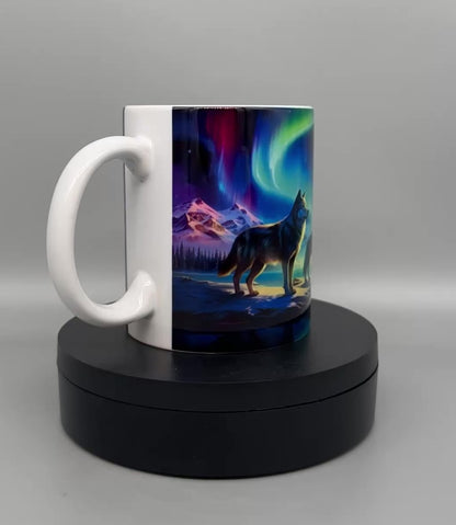 Tasse "Polarlicht Wölfe" – Mystische Keramiktasse 300ml