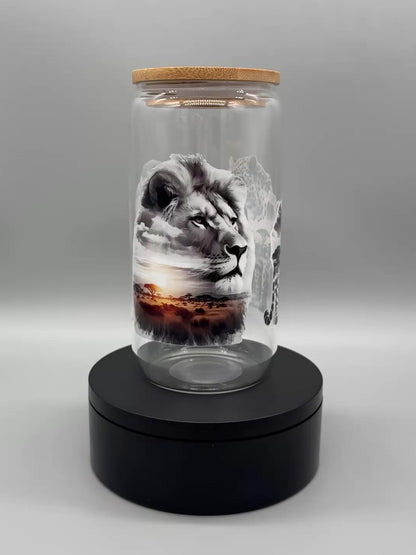 Trinkglas "Safari" – 550ml mit Bambusdeckel & Trinkhalm UV-DTF