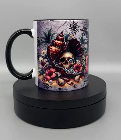 Tasse "Gothic Beach" – Keramiktasse mit schwarzem Henkel 300ml