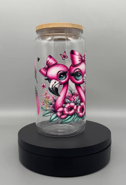 Trinkbecher „Flamingo“ mit Bambusdeckel & Trinkhalm – 550 ml, UV-DTF Motiv